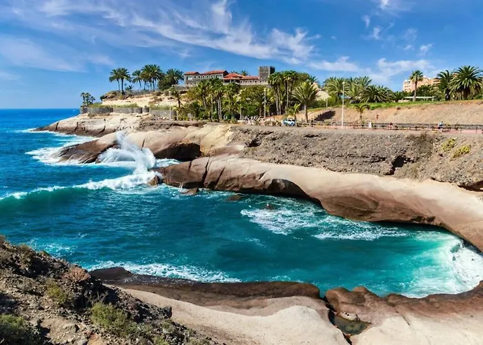 Con Piscina Climatizada Y Vistas *