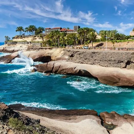 Con Piscina Climatizada Y Vistas *