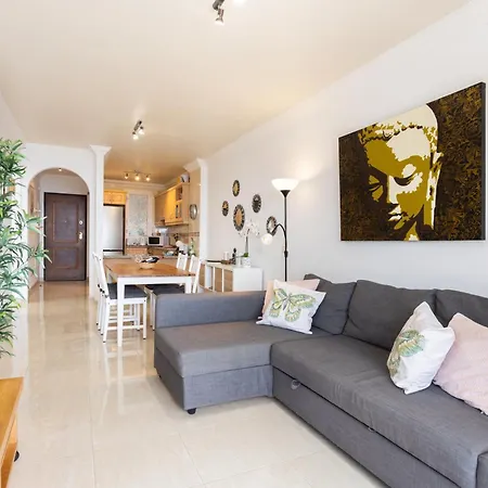 Apartamento Con Piscina Climatizada Y Vistas Costa Adeje (Tenerife)