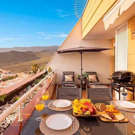 Apartamento Con Piscina Climatizada Y Vistas