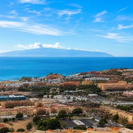 Apartamento Con Piscina Climatizada Y Vistas Costa Adeje (Tenerife)