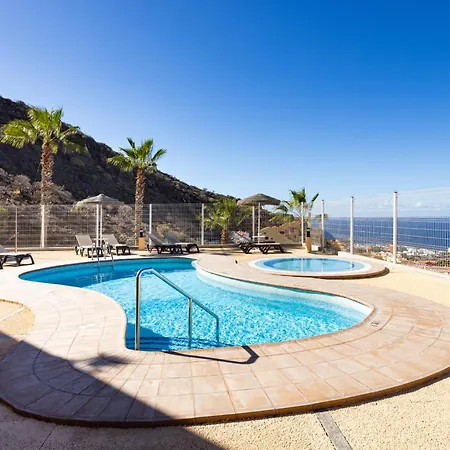 Apartamento Con Piscina Climatizada Y Vistas *
