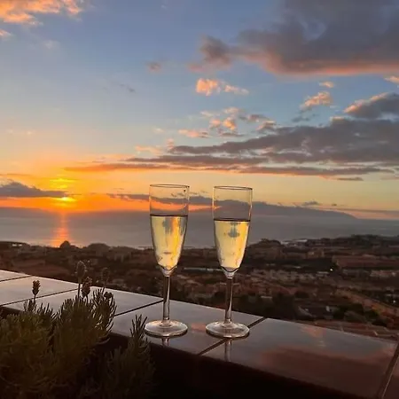 Con Piscina Climatizada Y Vistas Apartment *