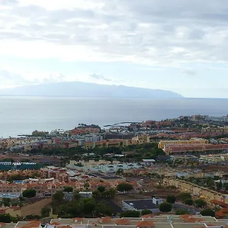 Con Piscina Climatizada Y Vistas 公寓 *