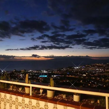 Con Piscina Climatizada Y Vistas Costa Adeje (Tenerife)