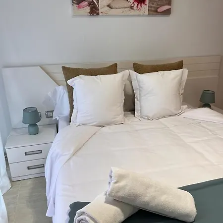Con Piscina Climatizada Y Vistas 阿德耶