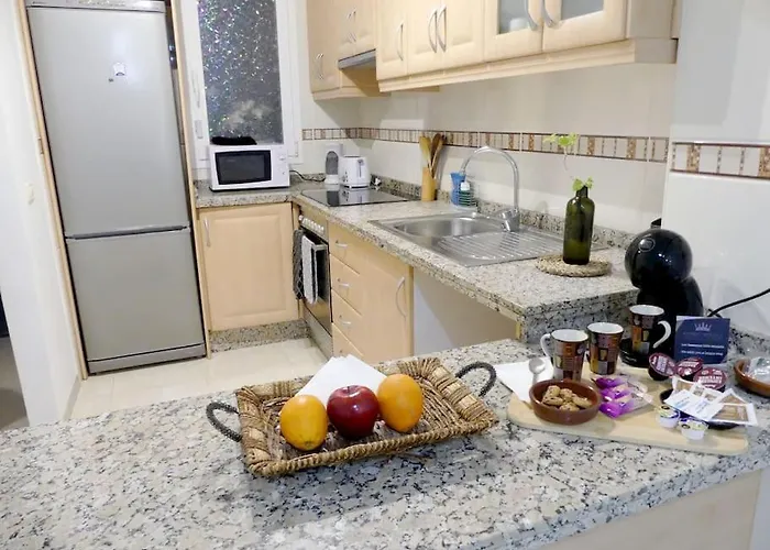 Con Piscina Climatizada Y Vistas Апартаменты