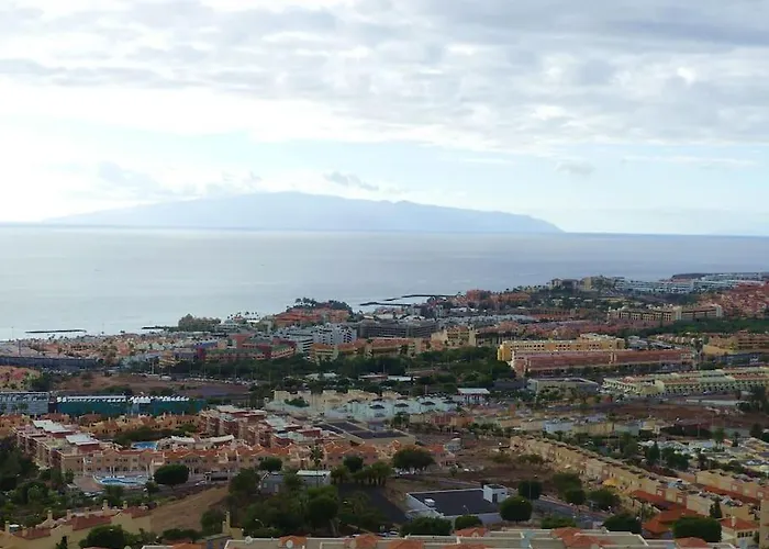 Con Piscina Climatizada Y Vistas Апартаменты *